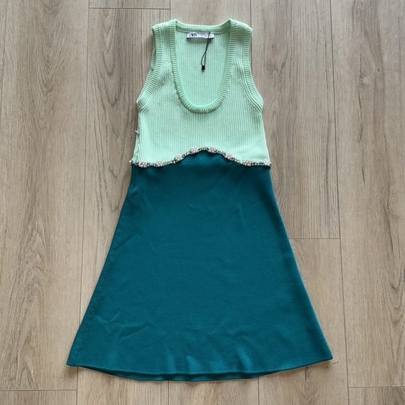 Zara JEWEL APPLIQUÉ KNIT DRESS - Picture 10 of 12